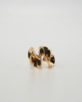 frills ring