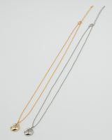 shiny swelling necklace