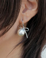 elegant pearl & ribbon pierce