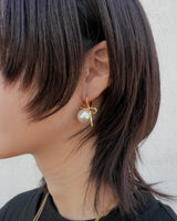 elegant pearl & ribbon pierce