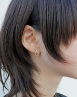 magnet ribbon earring