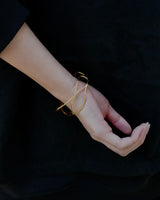 tender wave bangle