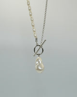 Baroque perl × metal long necklace