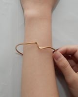 mat wave cuff bangle