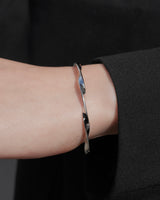 twist line stainless bangle (stainless steel)