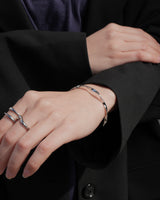 twist line stainless bangle (stainless steel)