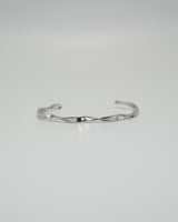 twist line stainless bangle (stainless steel)