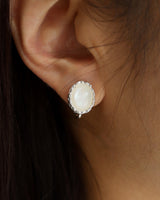 white stone pierce & earring