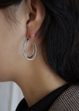 crossed rings pierce