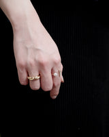 zir & pearl ring
