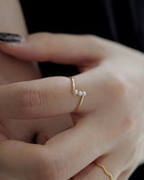 triple small pearl ring