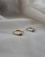 shiny knot pinky ring