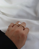 two finger pearl ring