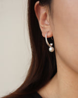 pearl under the dew pierce