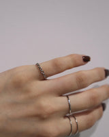 change line pinky ring