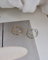 thin w ring & ear cuff