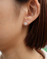 grain gemstone pierce