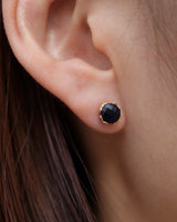 grain gemstone pierce