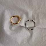 shiny thin wave ring