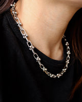Luxurious chain necklace