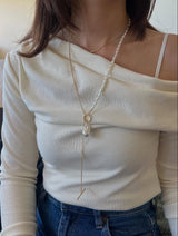 Baroque perl × metal long necklace