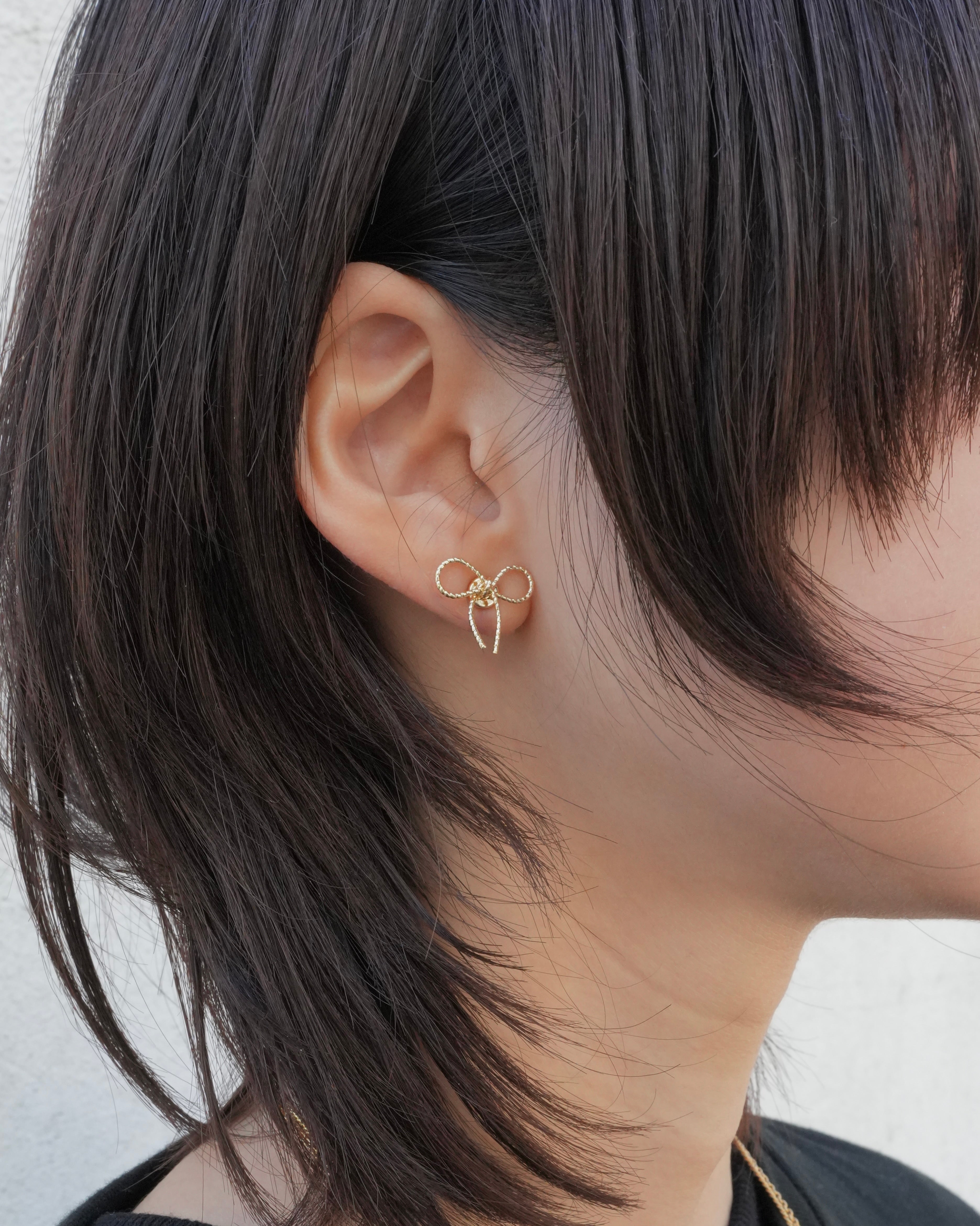 magnet ribbon earring - beller