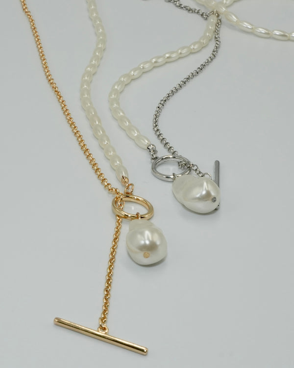 Baroque perl × metal long necklace
