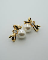 ribbon pearl earring