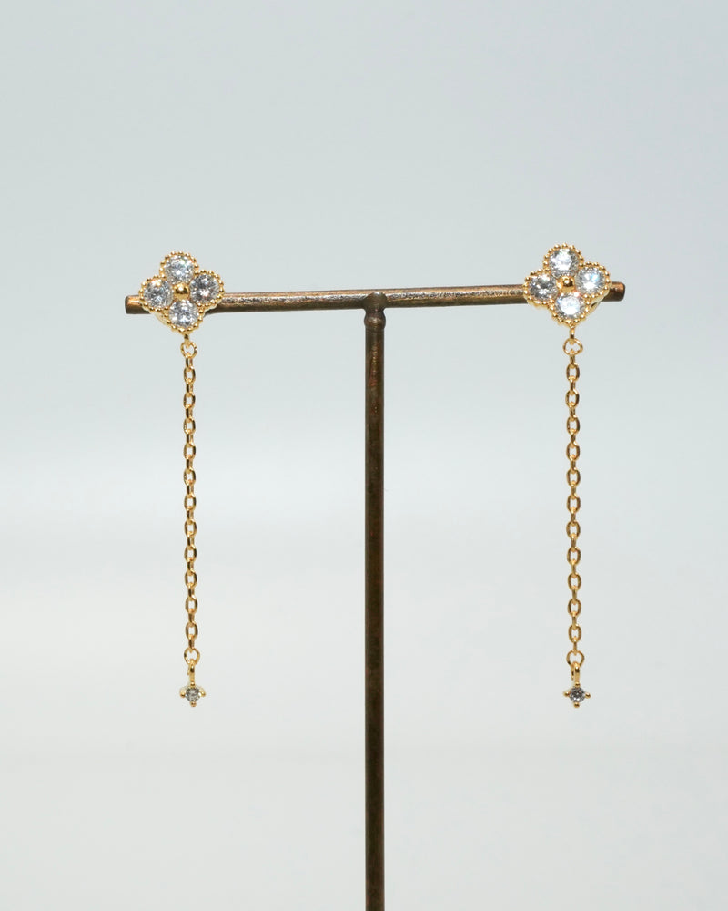 clover chain magnetic earring