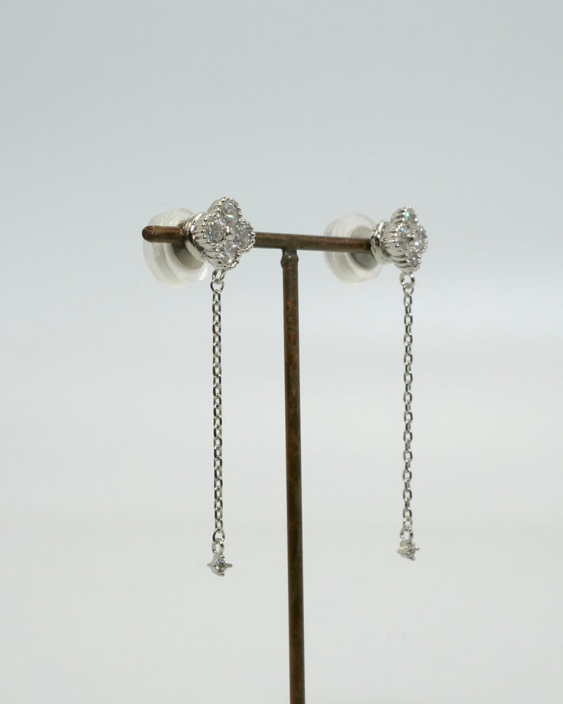 clover chain magnetic earring