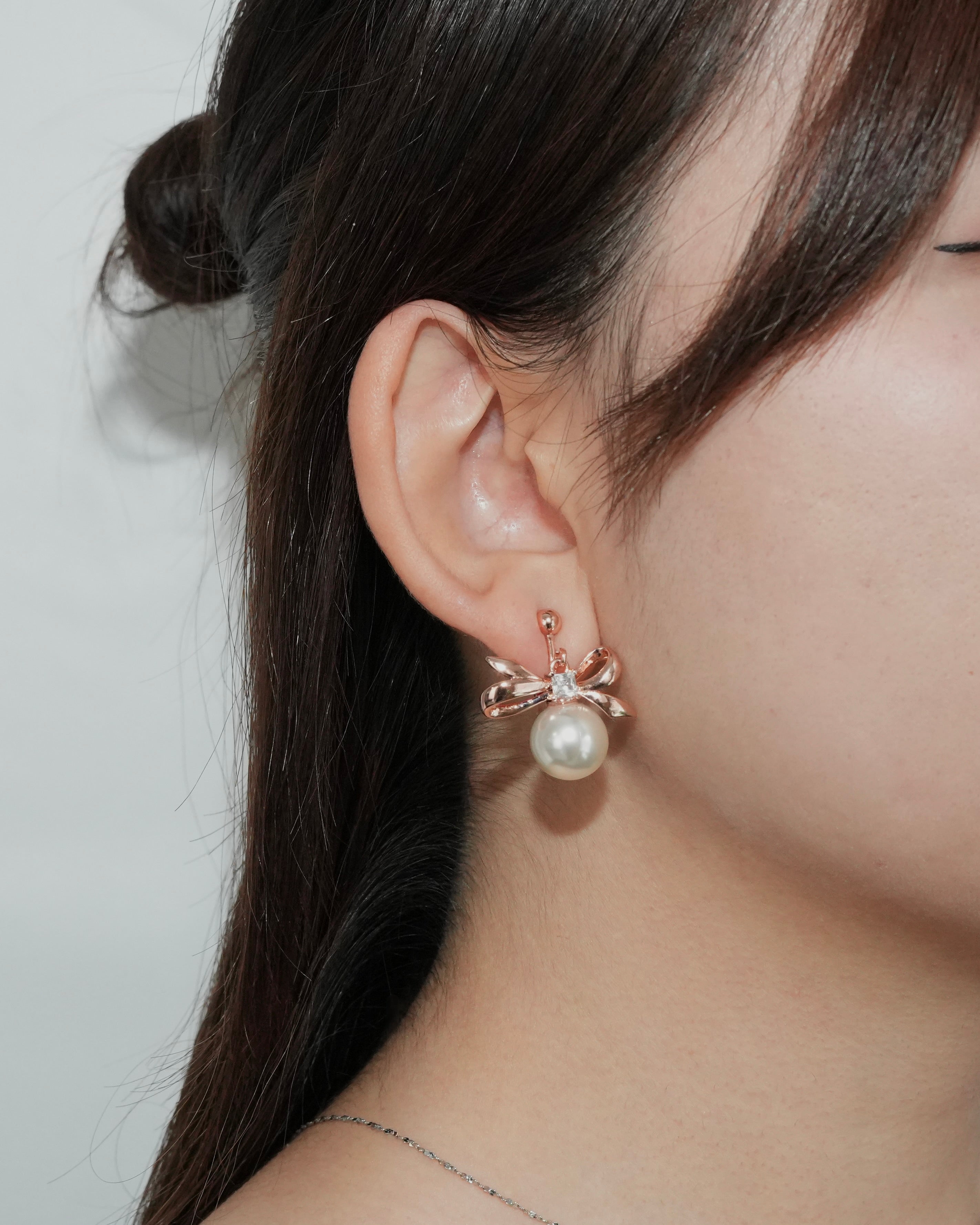 ribbon pearl earring - beller
