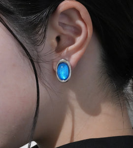 pure glow clear earring