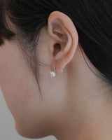 zir line pearl drop pierce