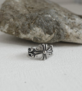 gothic cross motif silver ring(stainless steel)