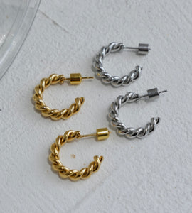 twist hoop pierce(stainless steel)