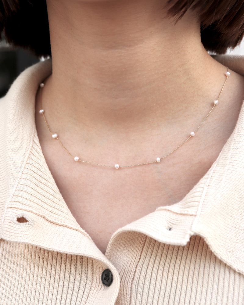 sprinkle pearl necklace