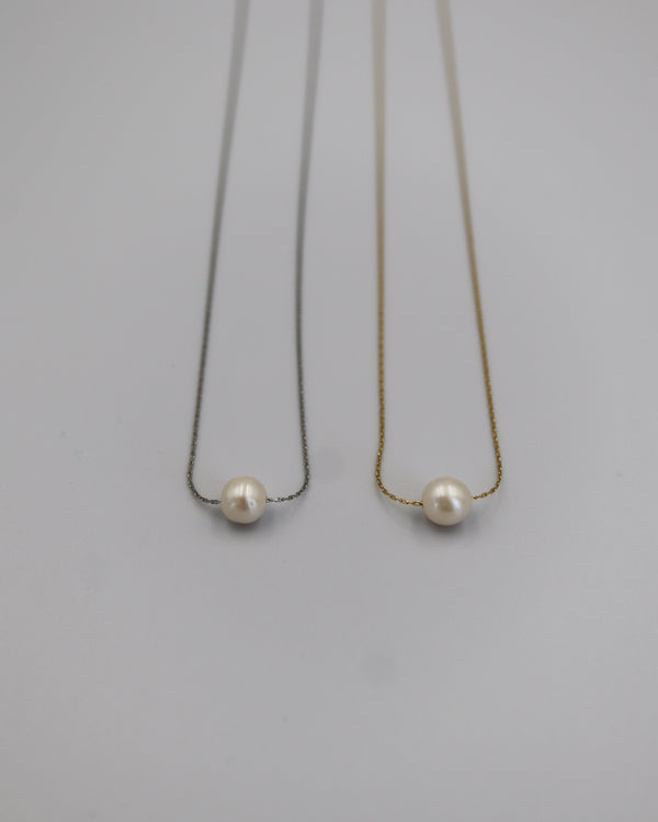 dainty pearl necklace