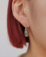teardrop hook pierce