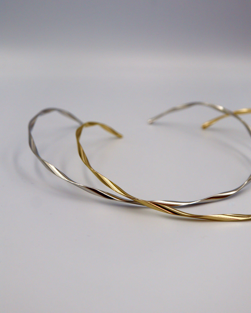 thin twist neckcuff