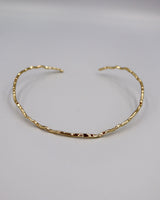 winding narrow neckcuff