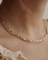 winding narrow neckcuff