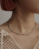 thin twist neckcuff