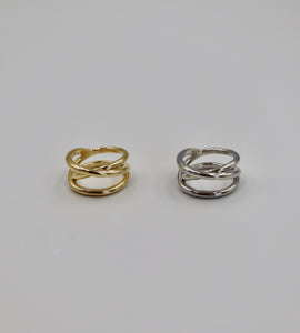 two lines intersect ring