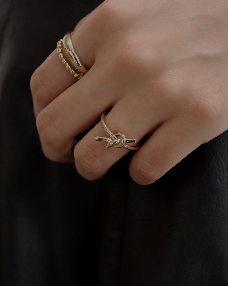 overhand knot ring