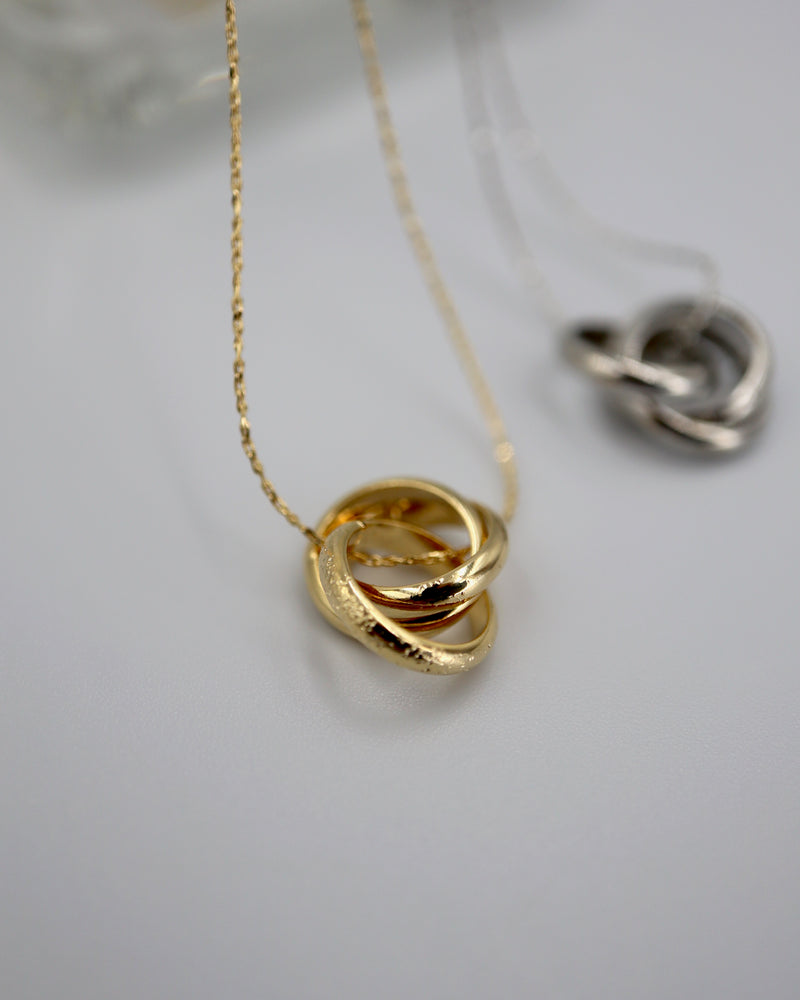 triple ring necklace