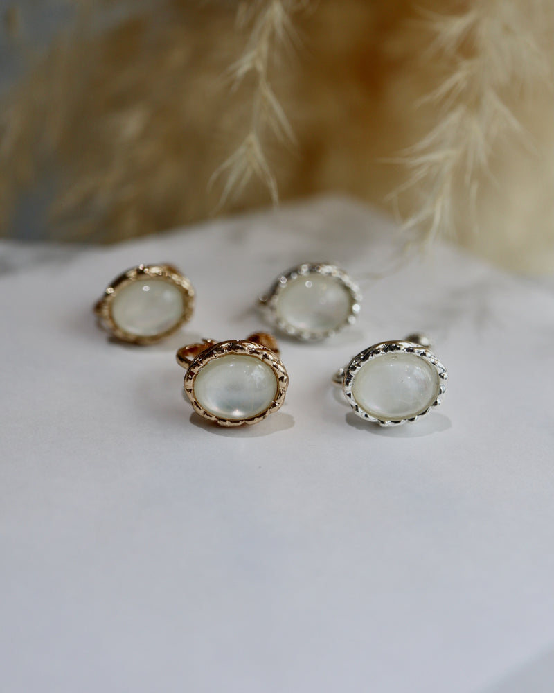 white stone pierce & earring