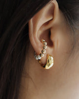 pearl & ball earcuff