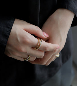 consecutive zir ring