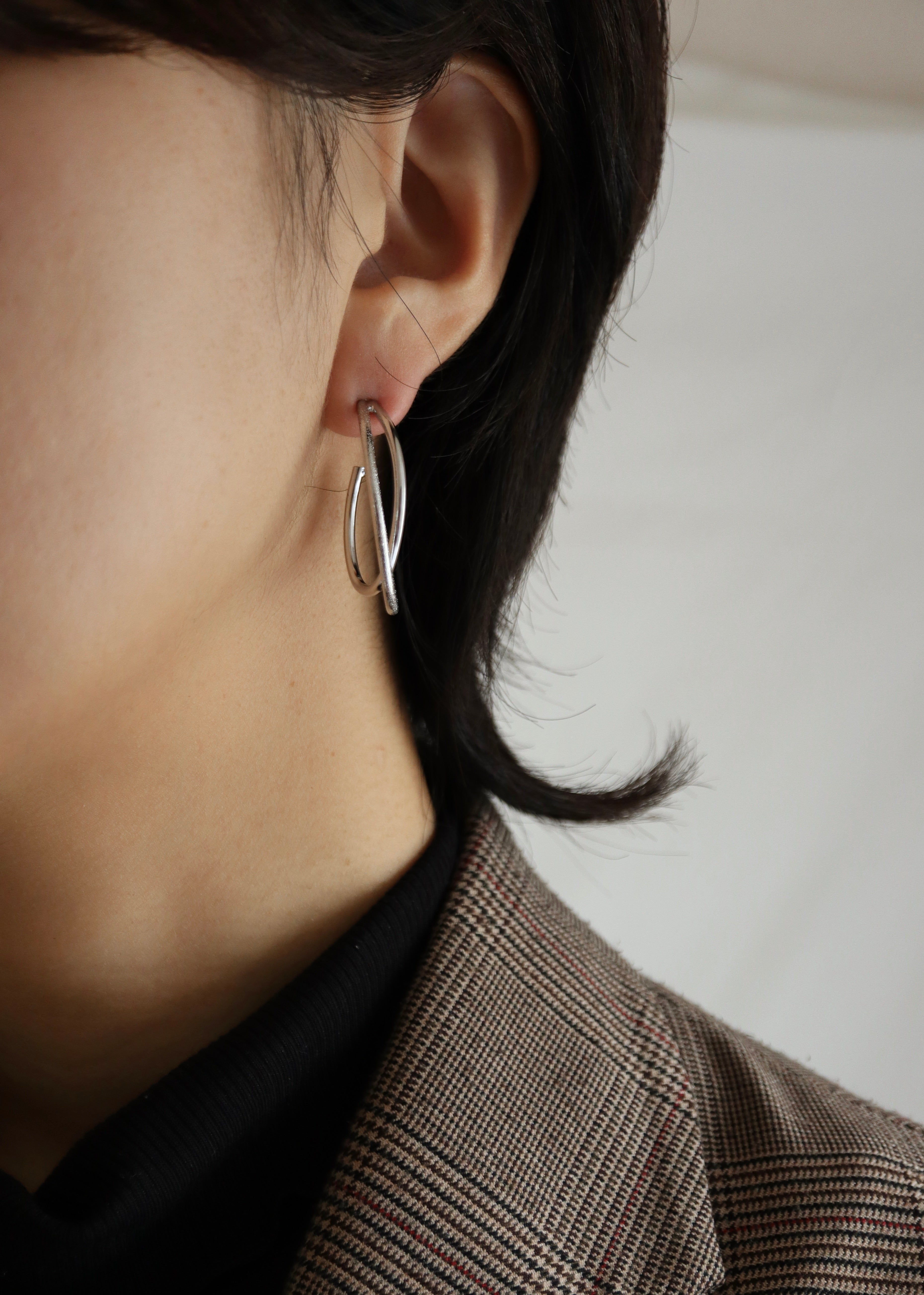 crossed rings pierce - beller