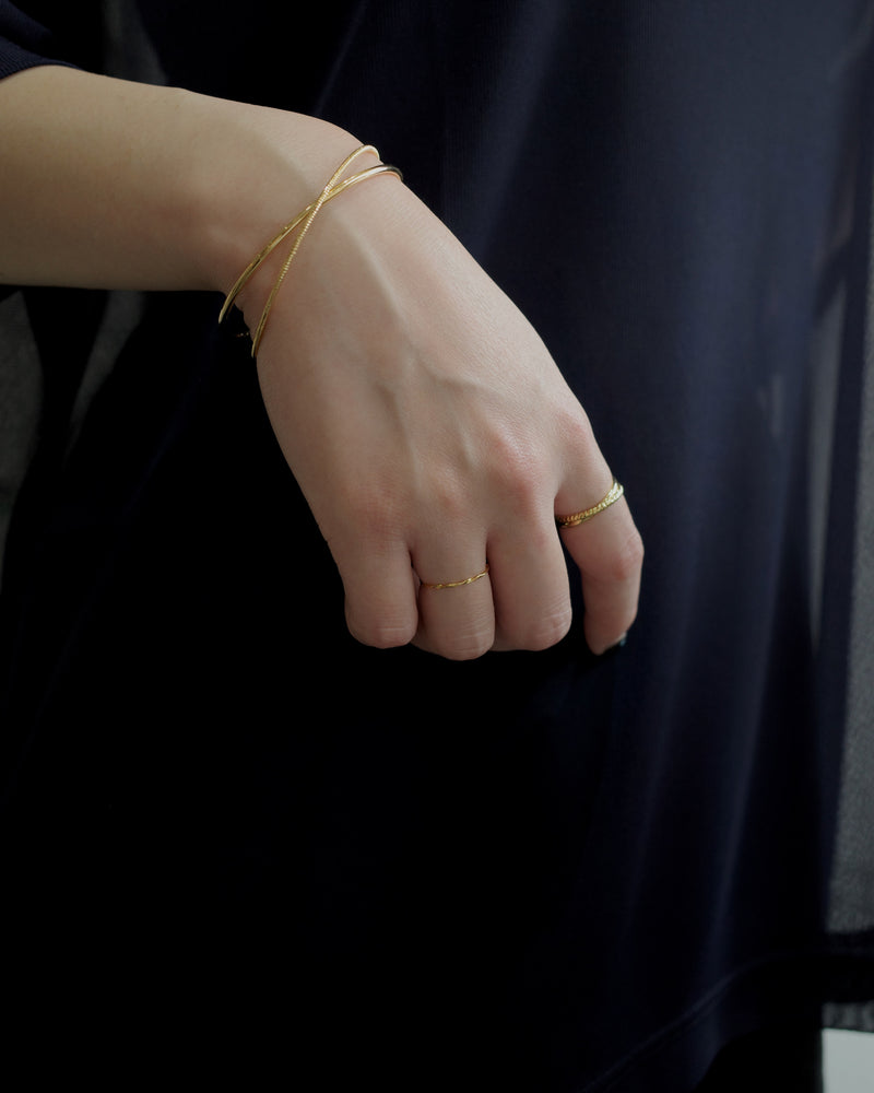 thin twist ring